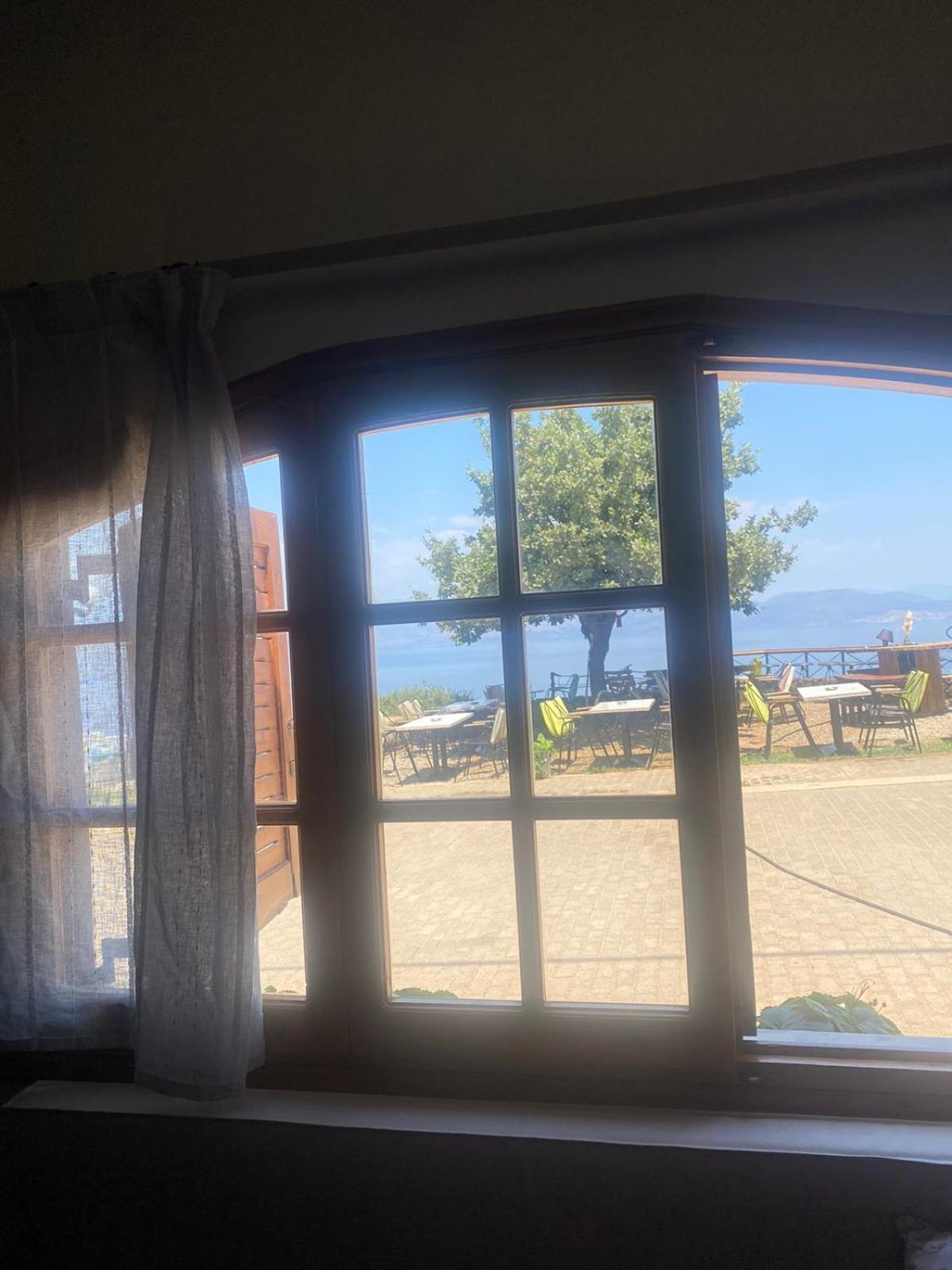 Cottage House With Incredible View Trápeza Екстериор снимка